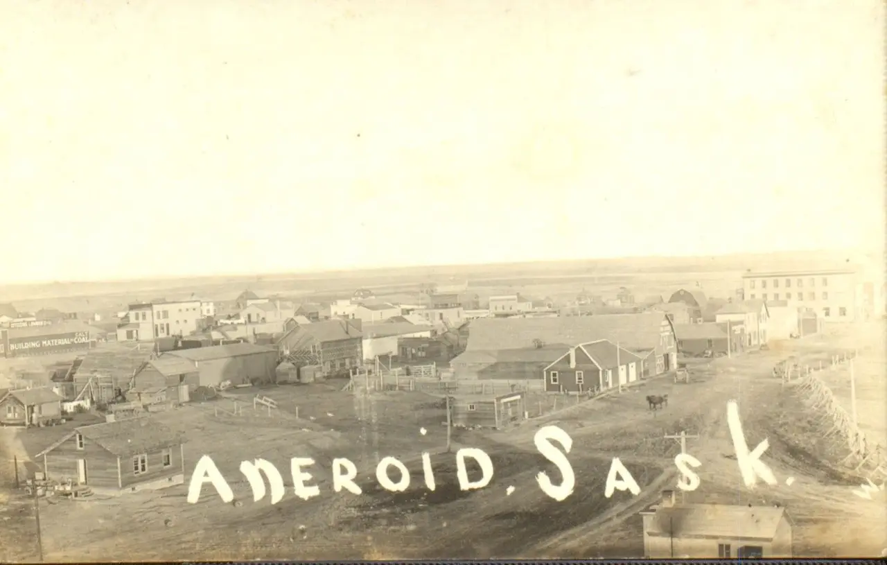 Aerial view of Aneroid, Sask., about 1910